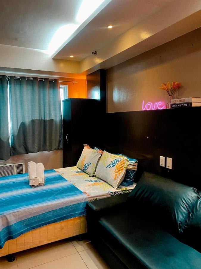 Madison'S Place At Sea Moa Manila Exteriör bild