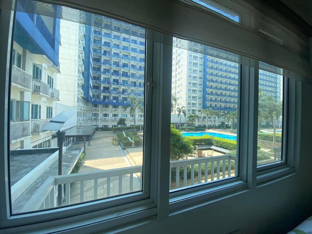 Madison'S Place At Sea Moa Manila Exteriör bild