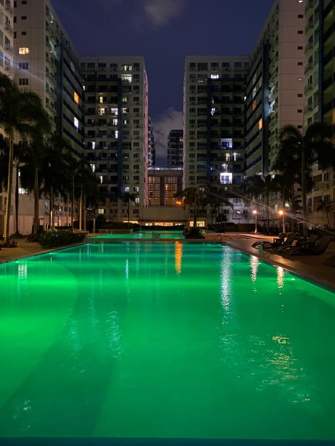 Madison'S Place At Sea Moa Manila Exteriör bild