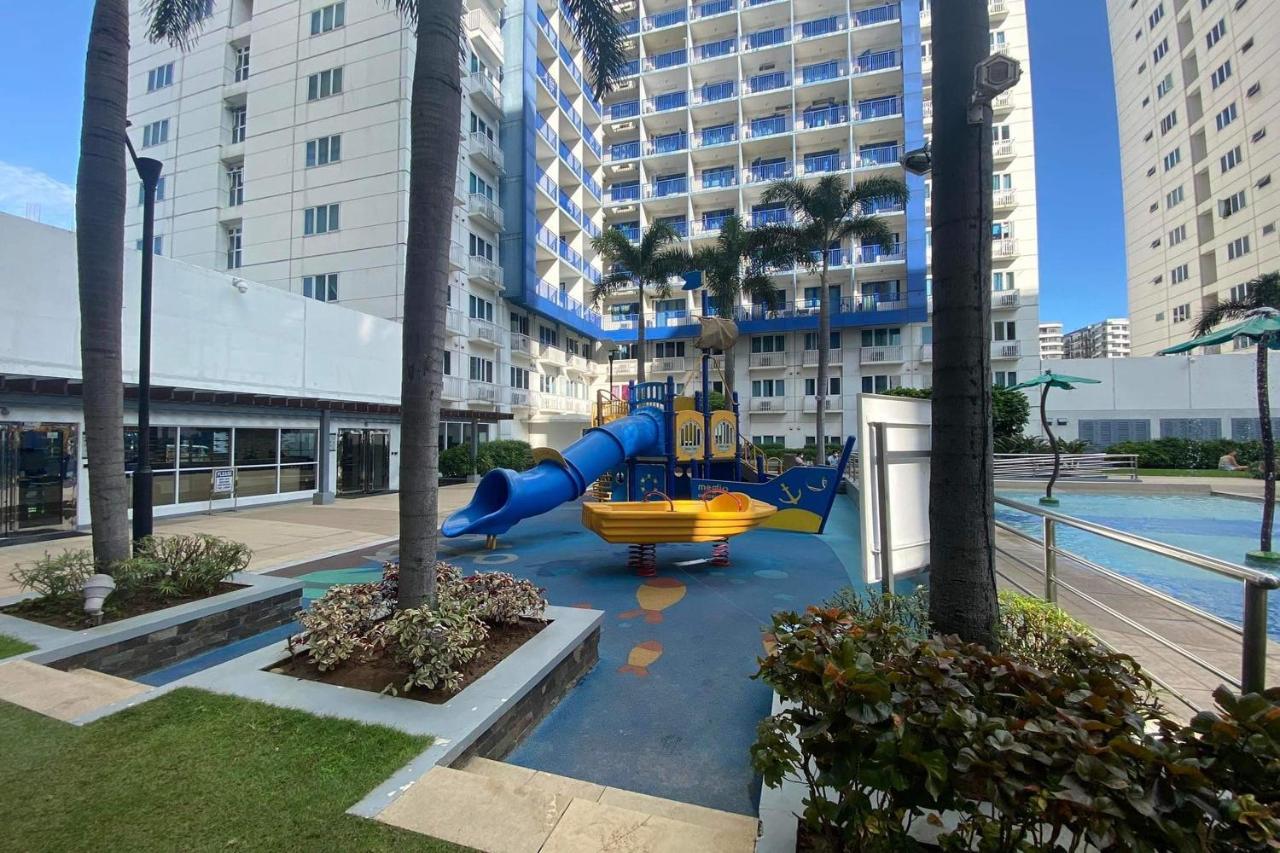 Madison'S Place At Sea Moa Manila Exteriör bild
