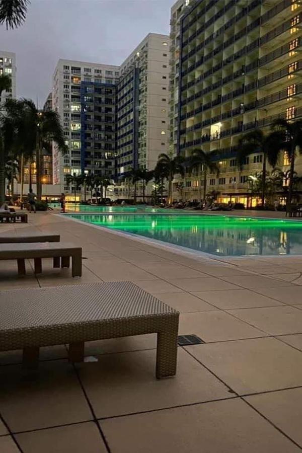 Madison'S Place At Sea Moa Manila Exteriör bild